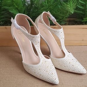 Jubilee Cream Gold accent heel